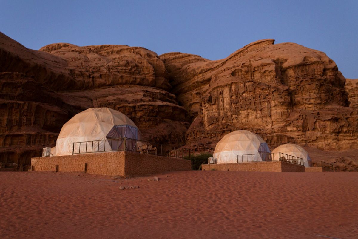 wadi rum bubble tent in desert
