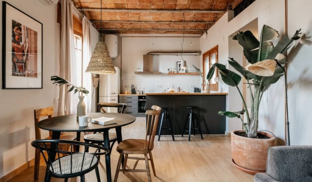 15 Stylish Barcelona Luxury Apartments for Rent | 2023